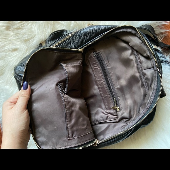 Leather backpack - Picture 4 of 4